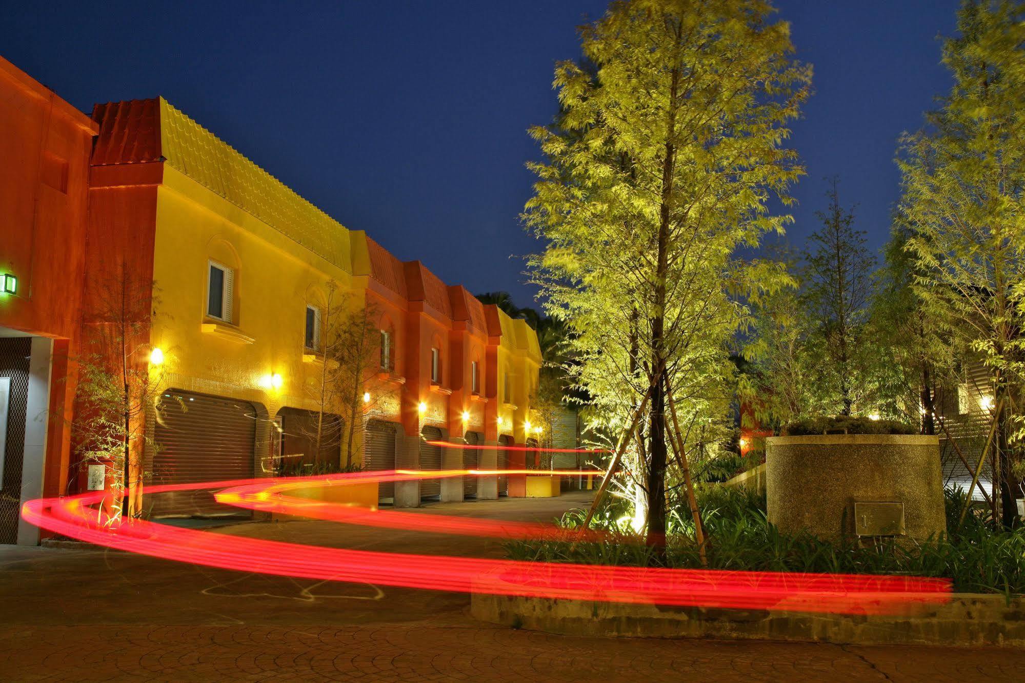 Chusha Motel Gongguan Extérieur photo
